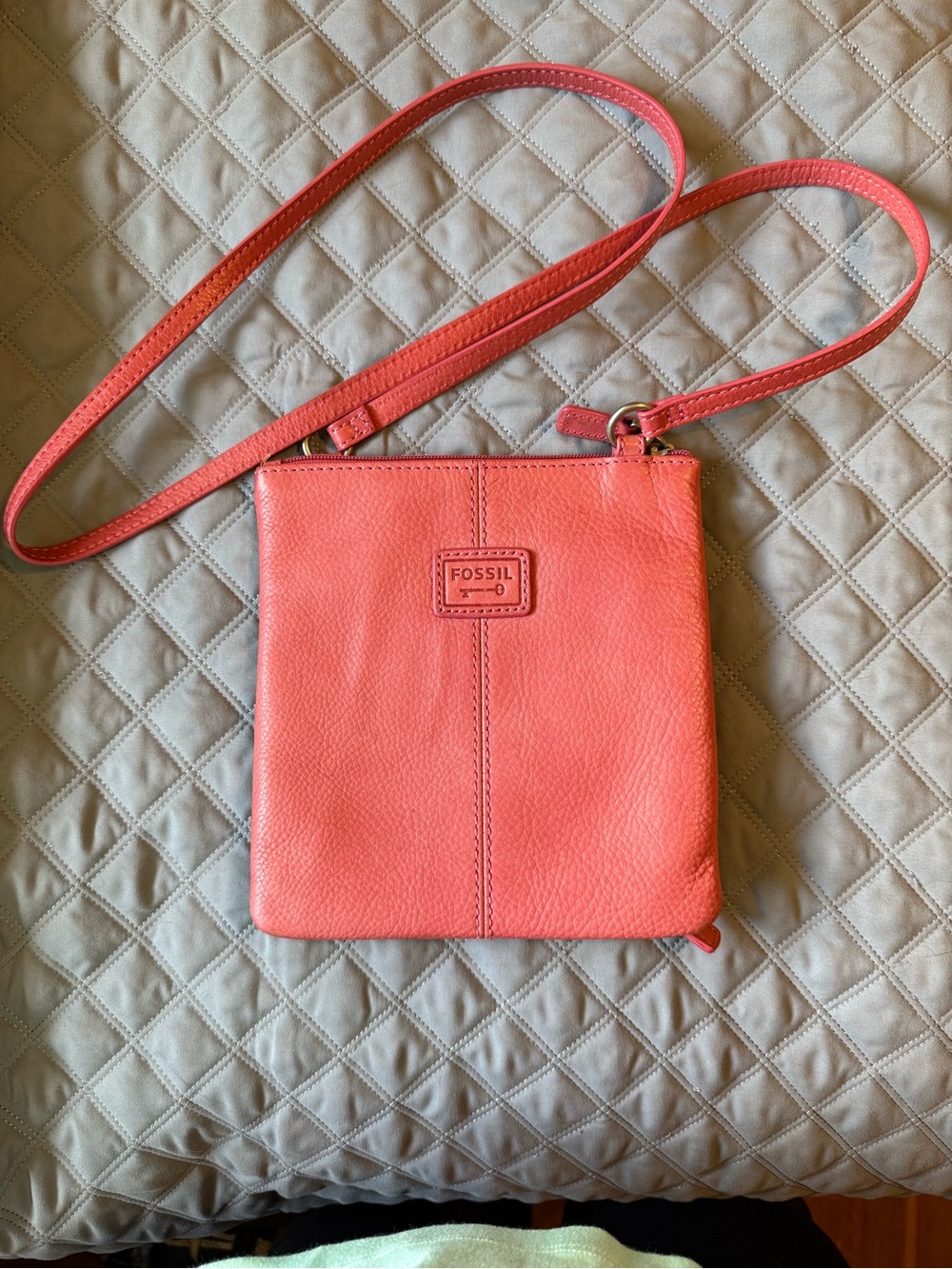 EUC Vintage Fossil Pink Leather Crossbody Wallet Bag